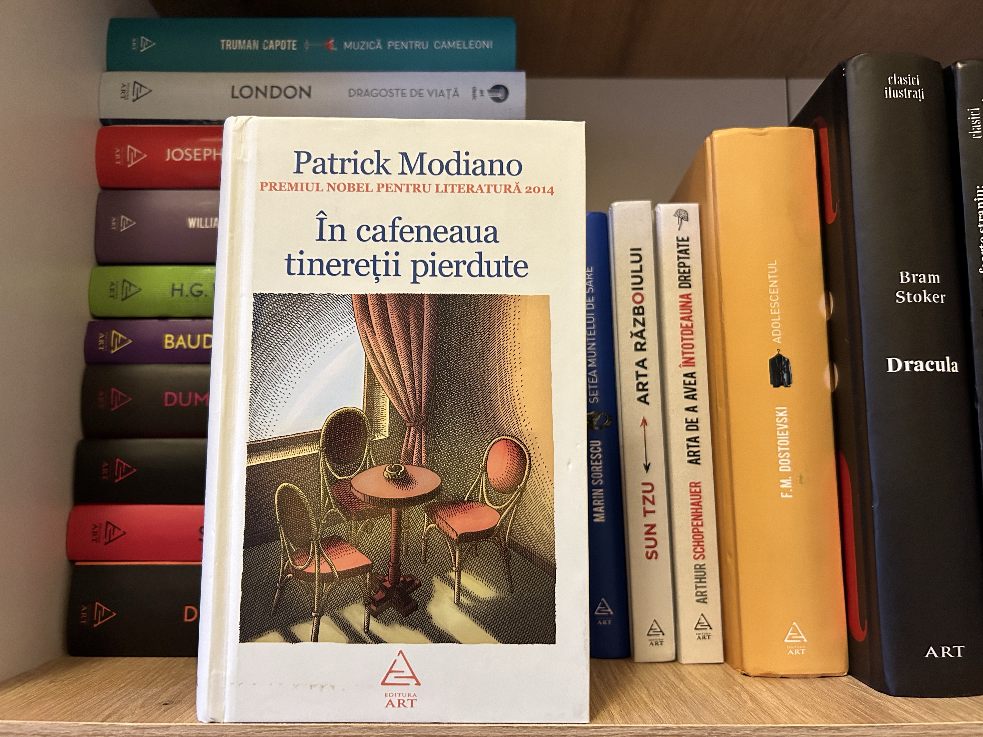 în cafeneaua tinereții pierdute